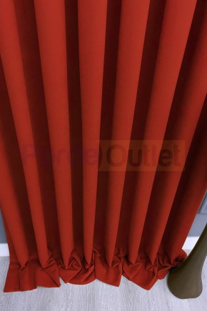 Kırmızı Düz Fon Perde